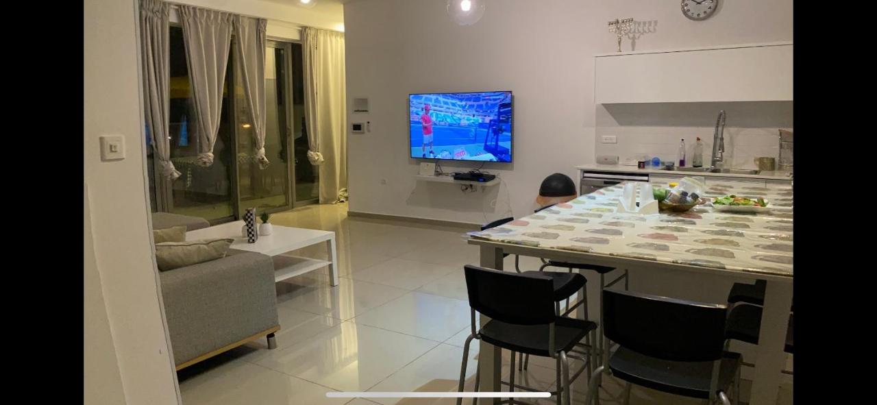 Stunning Penthouse With Sea Views And Private Heated Pool Apartamento Eilat Exterior foto